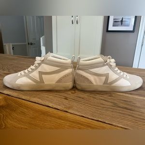 Gianni Bini High Top Sneakers